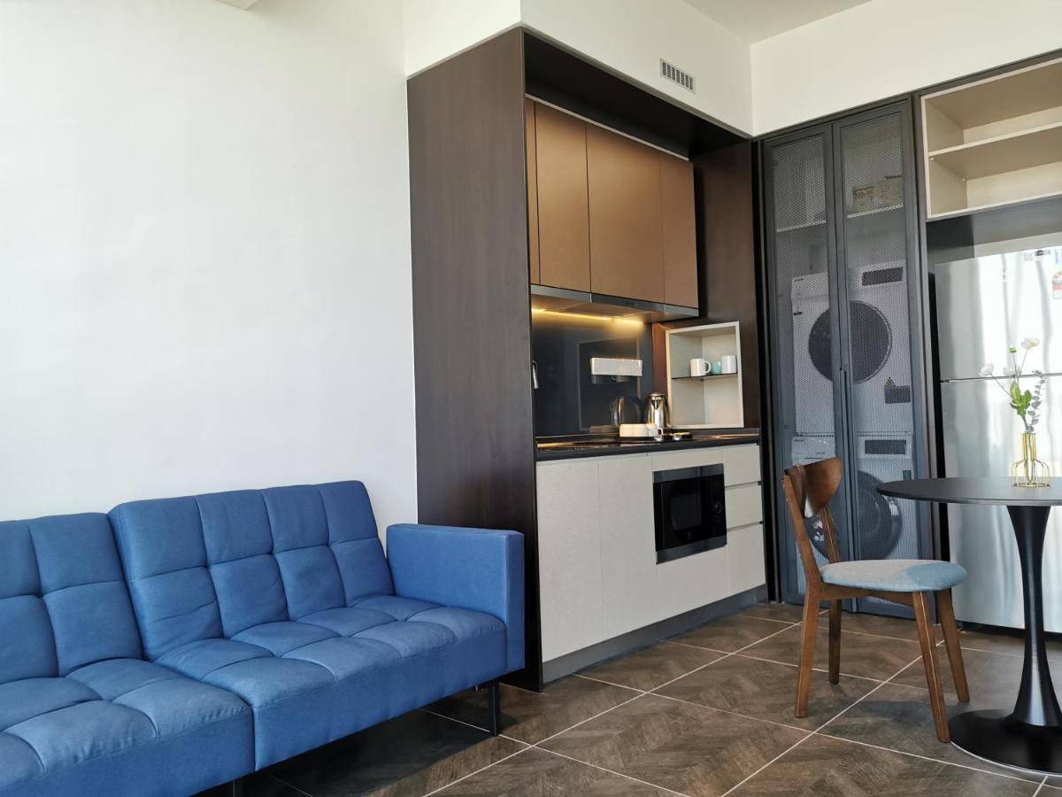 Scarletz Suites Klcc By De Harlequins Guesthouse Kuala Lumpur Exterior photo