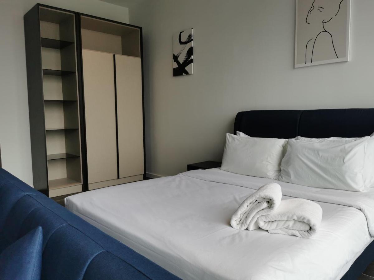 Scarletz Suites Klcc By De Harlequins Guesthouse Kuala Lumpur Exterior photo