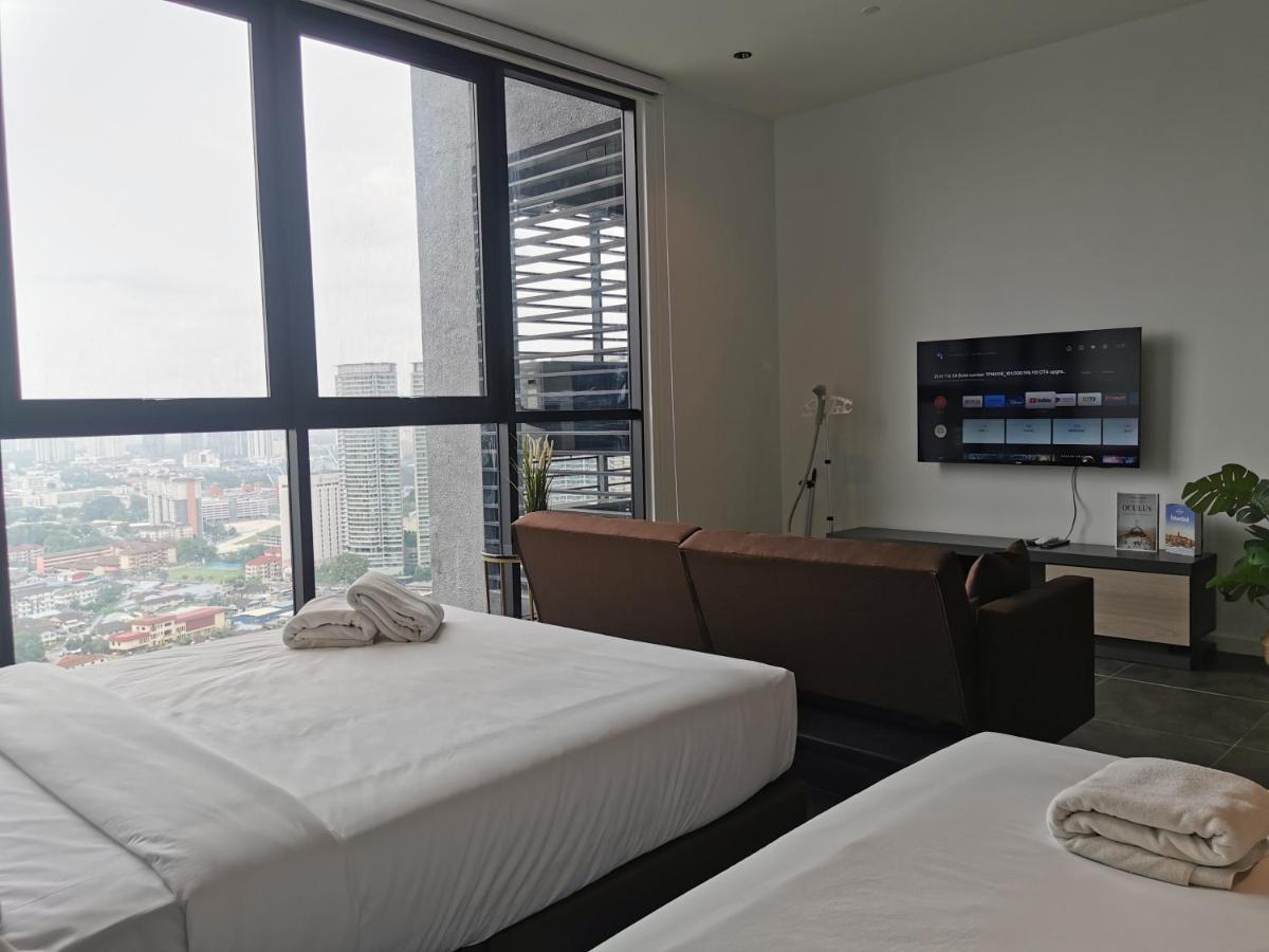 Scarletz Suites Klcc By De Harlequins Guesthouse Kuala Lumpur Exterior photo