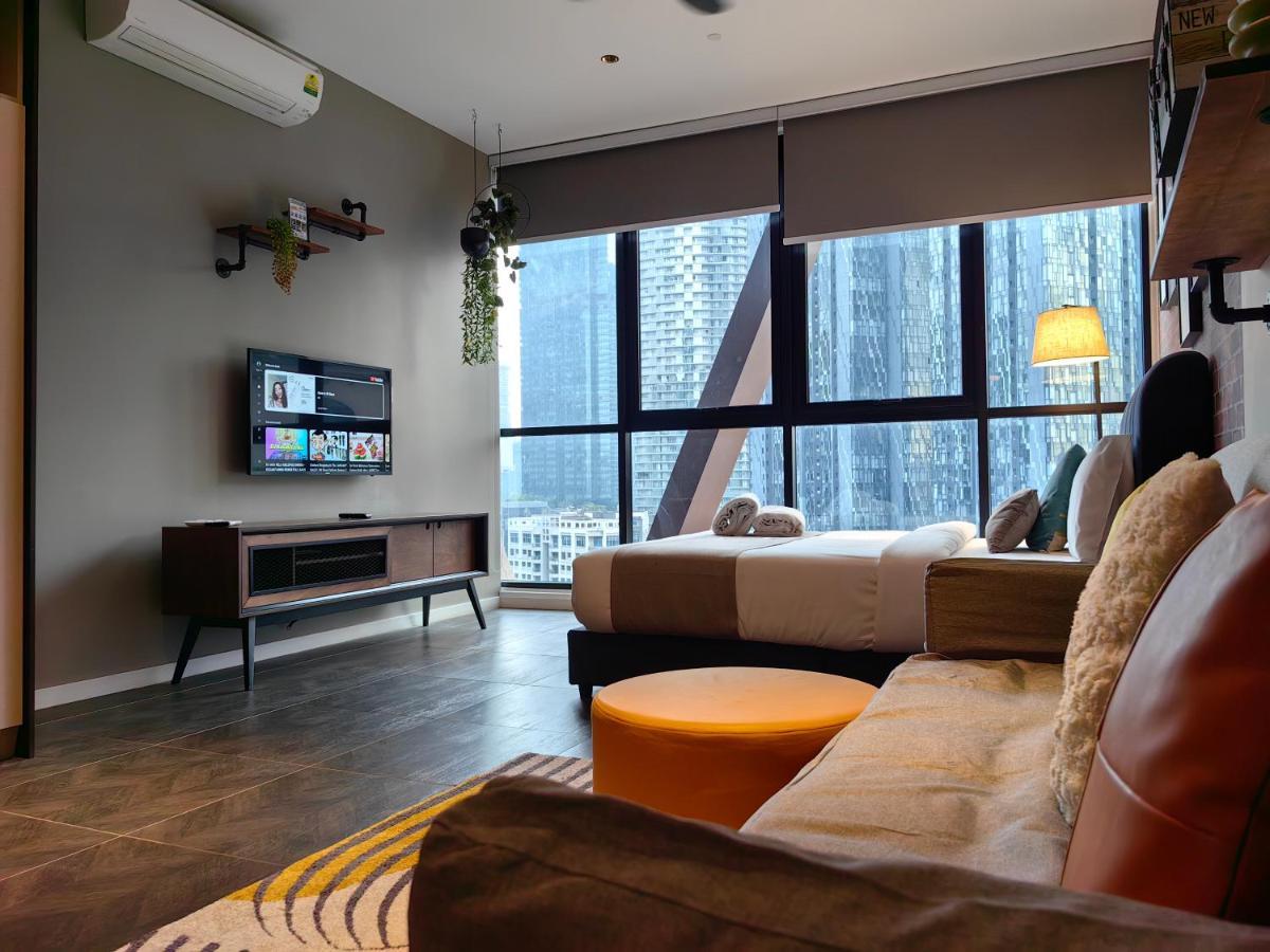 Scarletz Suites Klcc By De Harlequins Guesthouse Kuala Lumpur Exterior photo